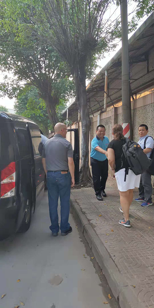 美国公司与乐思体育空压机合作